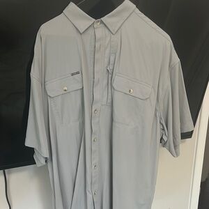 Light Gray Casual Button Down Shirt with Traditional Collar